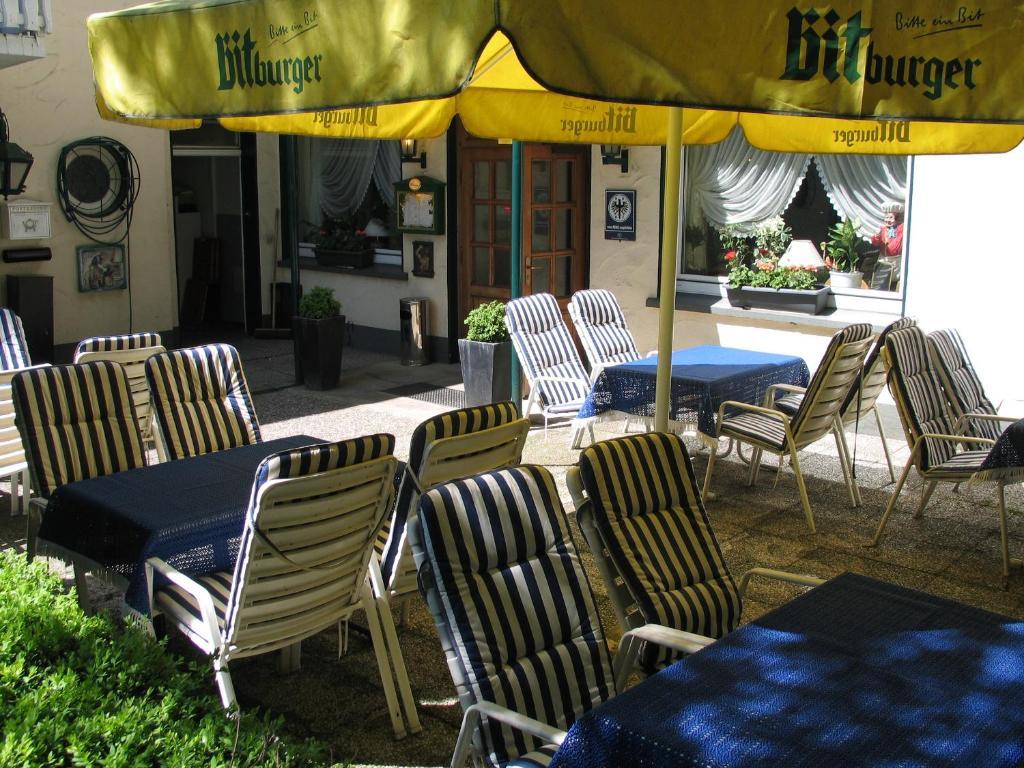 Hotel Restaurant zur Post Wuppertal Exterior foto